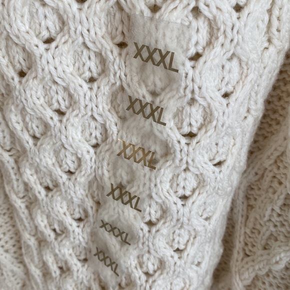 Blarney Woolen Mills Cream Wool Aran Sweater - Picture 5 of 10